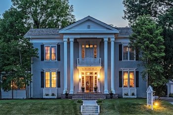 Silver Heart Inn Bed & Breakfast