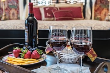 Silver Heart Inn Bed & Breakfast