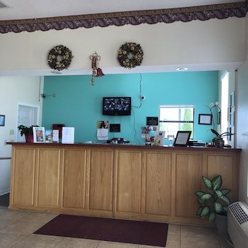 Clairmont Inn