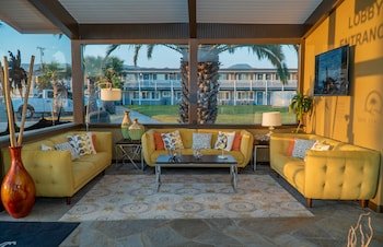 San Simeon Lodge