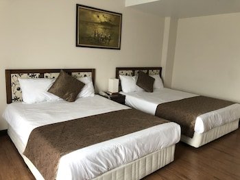 Holiday Saipan Resort
