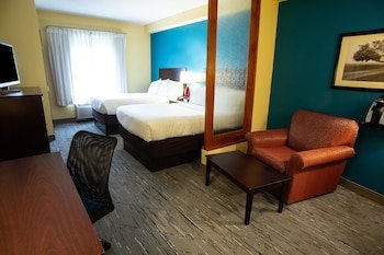 Holiday Inn Express Hotel & Suites Harrisburg West