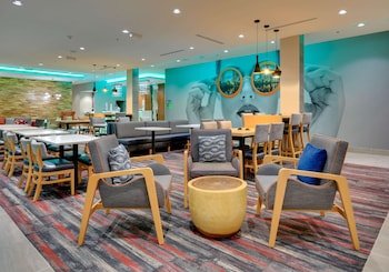 La Quinta Inn & Suites by Wyndham Lakeway