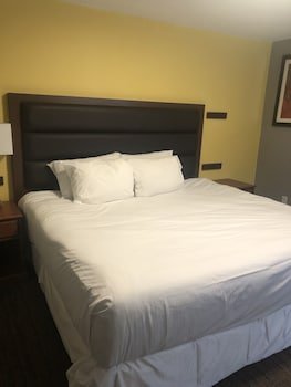 Ramada by Wyndham Jacksons Point