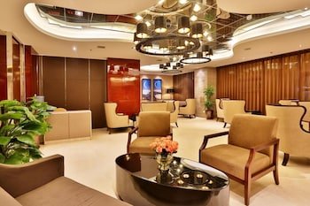 Minshan Yuanlin Grand Hotel