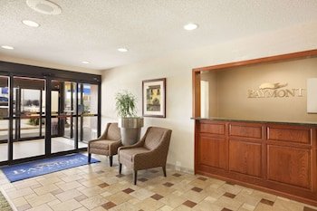 Baymont by Wyndham Sioux Falls Near West 41st Street