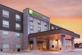 Holiday Inn Express and Suites West Plains Southwest