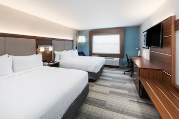 Holiday Inn Express and Suites West Plains Southwest