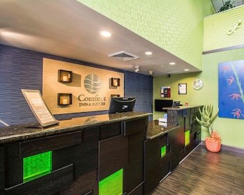 Comfort Inn & Suites Lantana - West Palm Beach South