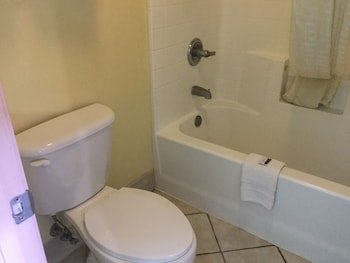 Luxury Inn & Suites Seaworld