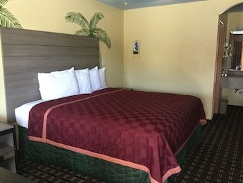Luxury Inn & Suites Seaworld