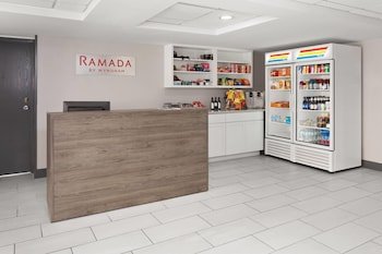 Ramada by Wyndham Milwaukee