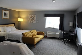 American Inn & Suites Ionia, MI
