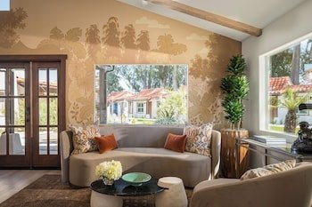 Vineyard Inn Hotel