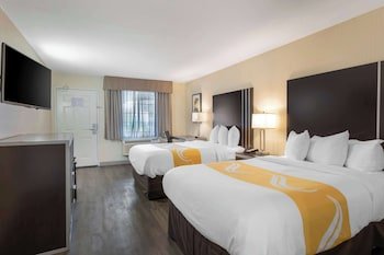 Quality Inn & Suites Camarillo