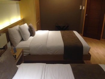 iCove Beach Hotel