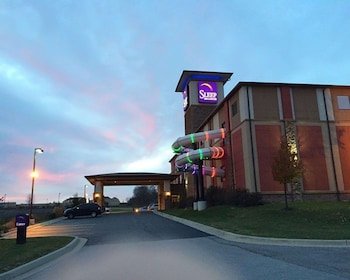 Sleep Inn & Suites and Indoor Water Park