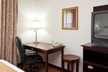 Holiday Inn Express Clanton