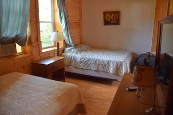 Townhouse Hotel