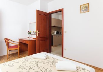 Apartments Ana