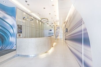 Hotel 81 Elegance