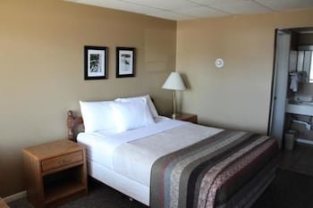 Lakeshor Motor Inn