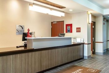 Sleep Inn & Suites
