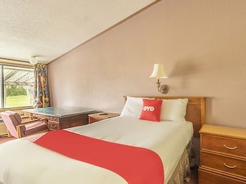 OYO Hotel Daleville AL Hwy 84