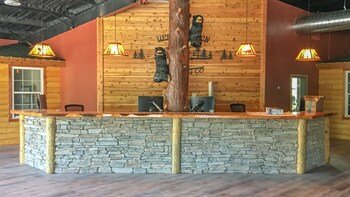 Shadow Mountain Lodge & Cabin