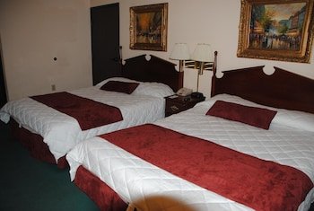 Super 8 by Wyndham Madison/Hanover Area
