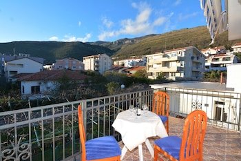Apartments Jovana
