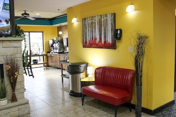 Parkwood Inn and Suites