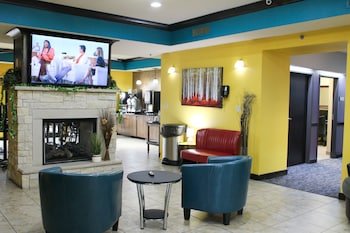 Parkwood Inn and Suites