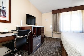 Clarion Inn & Suites New Hope-Lambertville