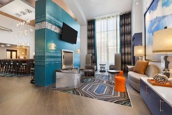 Hampton Inn & Suites Herndon-Reston