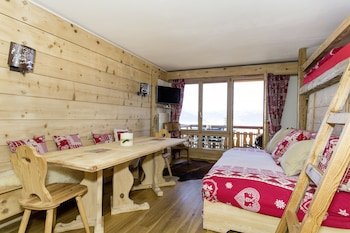 Villars Bristol Apartment