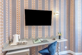 Townhouse Condotti 29