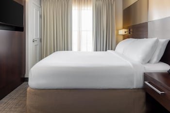 Residence Inn Kansas City At The Legends