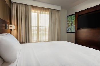 Residence Inn Kansas City At The Legends