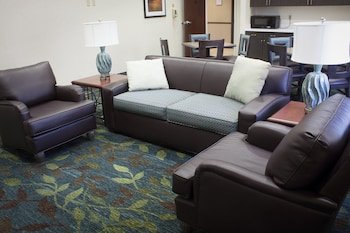 Candlewood Suites Youngstown West - Austintown