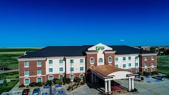 Holiday Inn Express & Suites Pampa