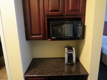 Holiday Inn Express & Suites Pampa