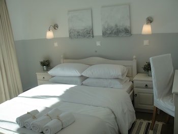 Paradisos Guesthouse
