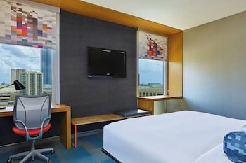 Aloft Houston by the Galleria