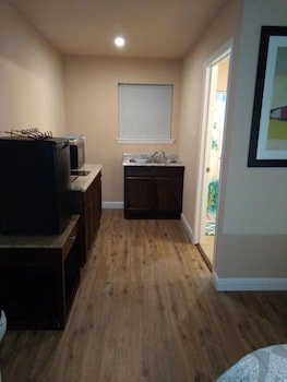 Anglers Hideaway Cabins Extended Stay