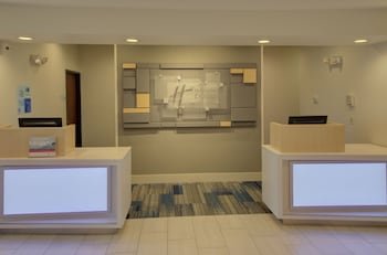 Holiday Inn Express Hotel & Suites Le Mars