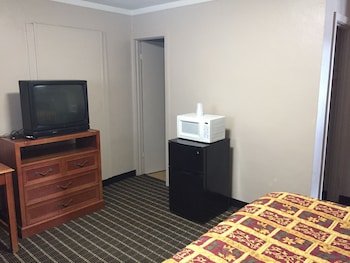 Economy Motel