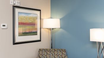 Holiday Inn Indianapolis Airport