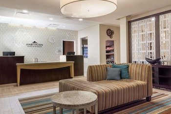 Hawthorn Suites by Wyndham Wheeling at the Highlands