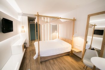 Sunrise Village Hotel Apartments